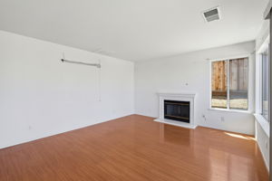 013_F8_9 Beechwood Ct