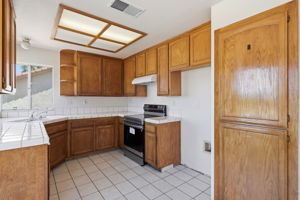 016_F8_9 Beechwood Ct