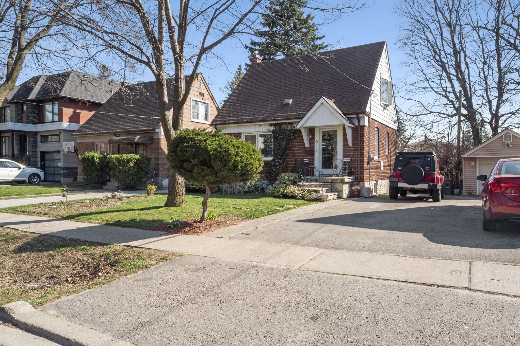 9 Bentley Dr