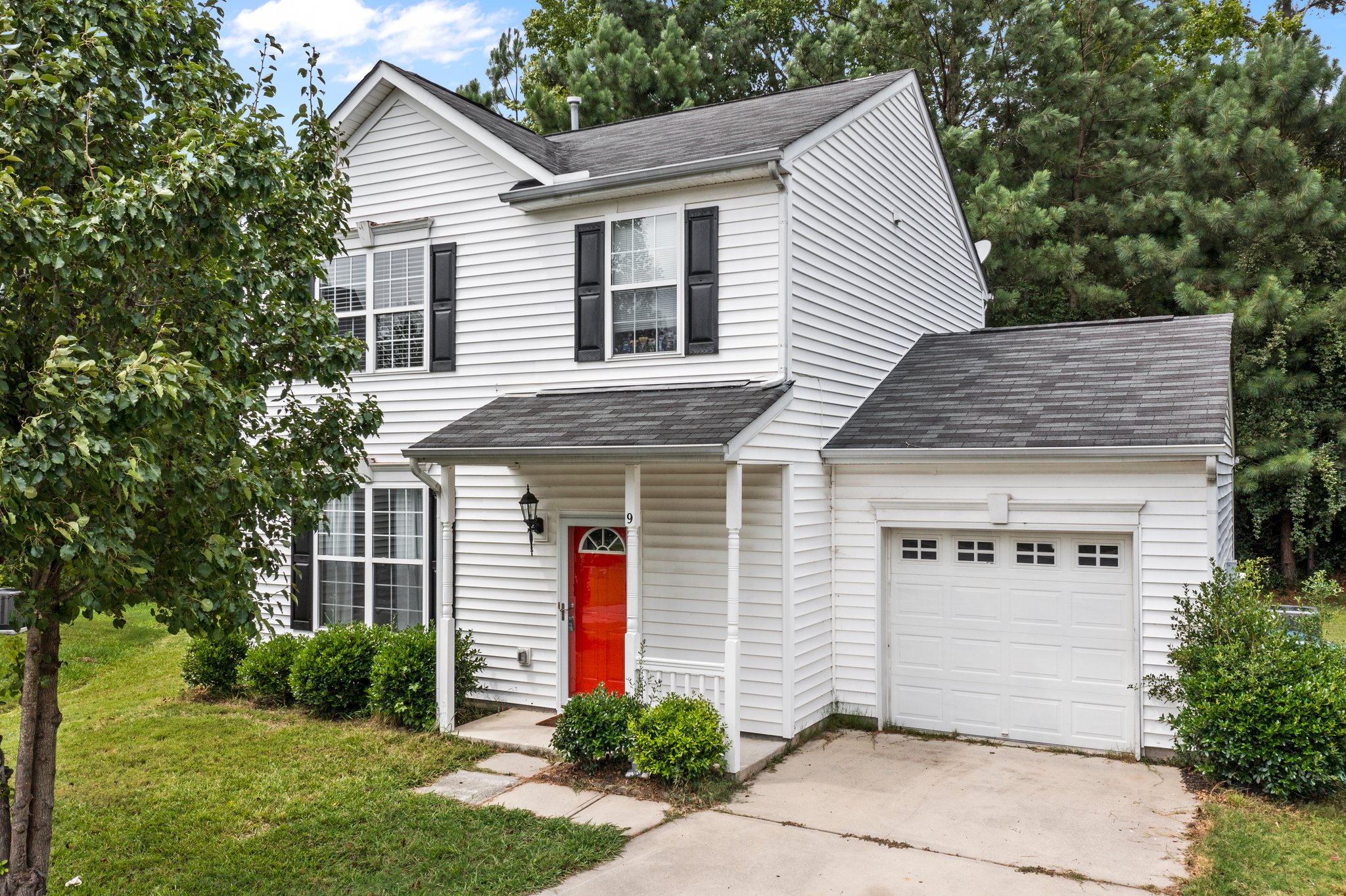 9 Boxley Ct, Durham, NC 27704