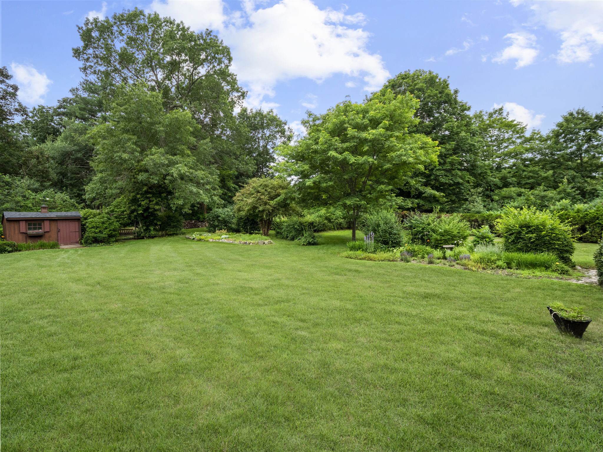 9 Brewster Ln Hanover MA-49