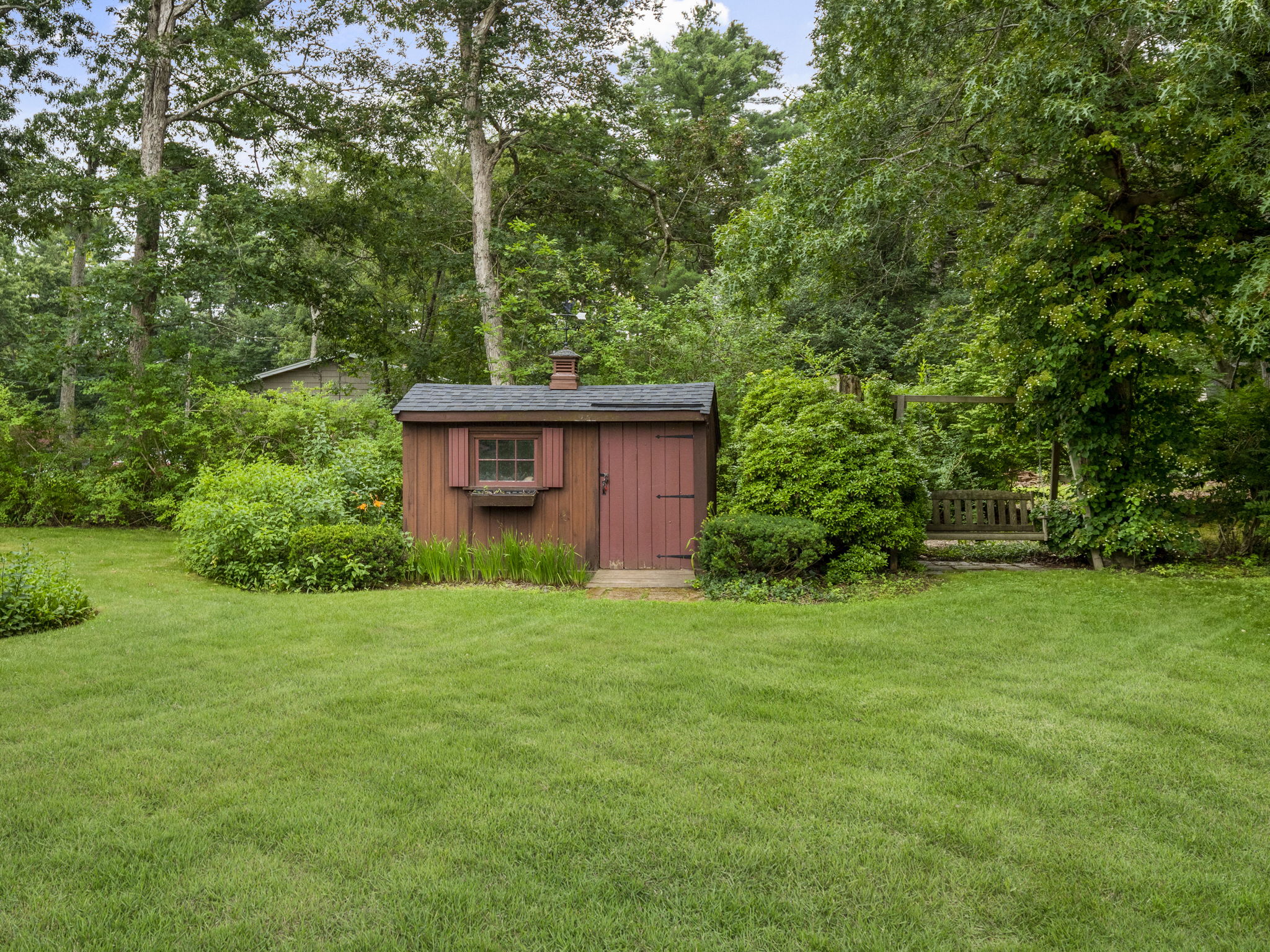 9 Brewster Ln Hanover MA-50