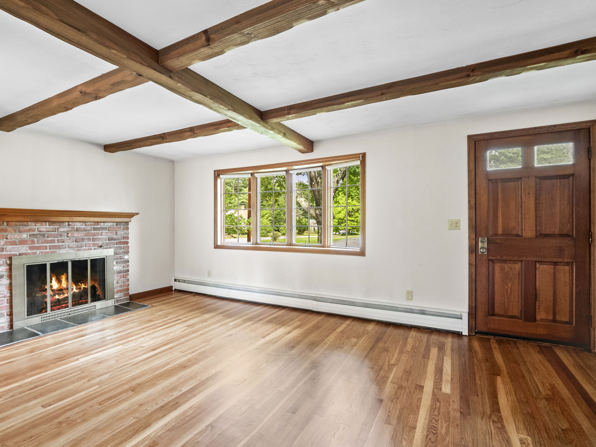 9 Brewster Ln Hanover MA-31