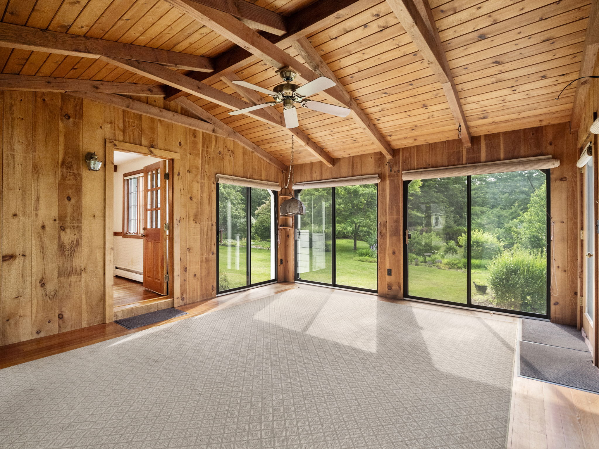 9 Brewster Ln Hanover MA-44