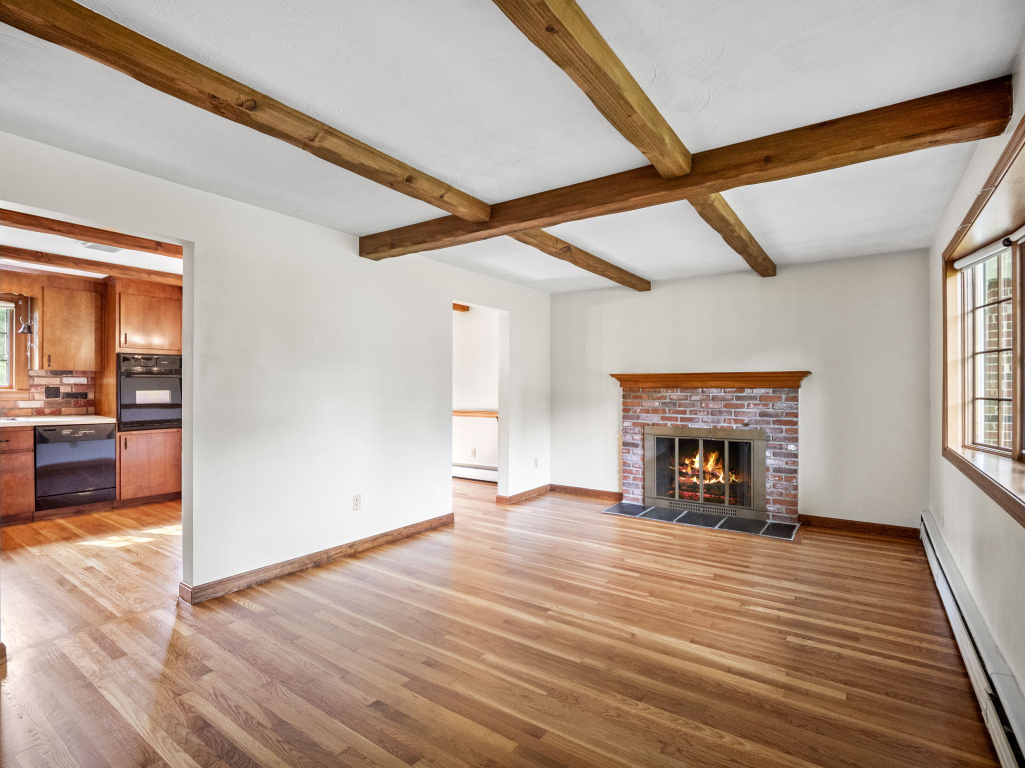 9 Brewster Ln Hanover MA-32