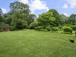 9 Brewster Ln Hanover MA-49