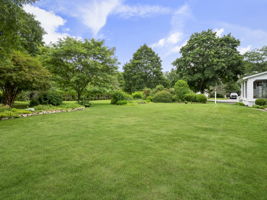 9 Brewster Ln Hanover MA-52