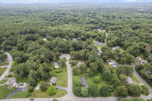 9 Brewster Ln Hanover MA-11