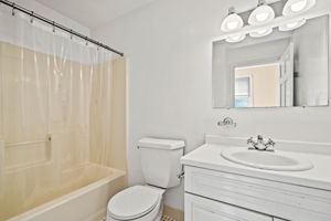  Photo 48