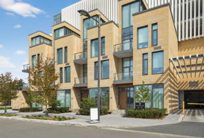 9 Buttermill Ave. Th6, Vaughan ON