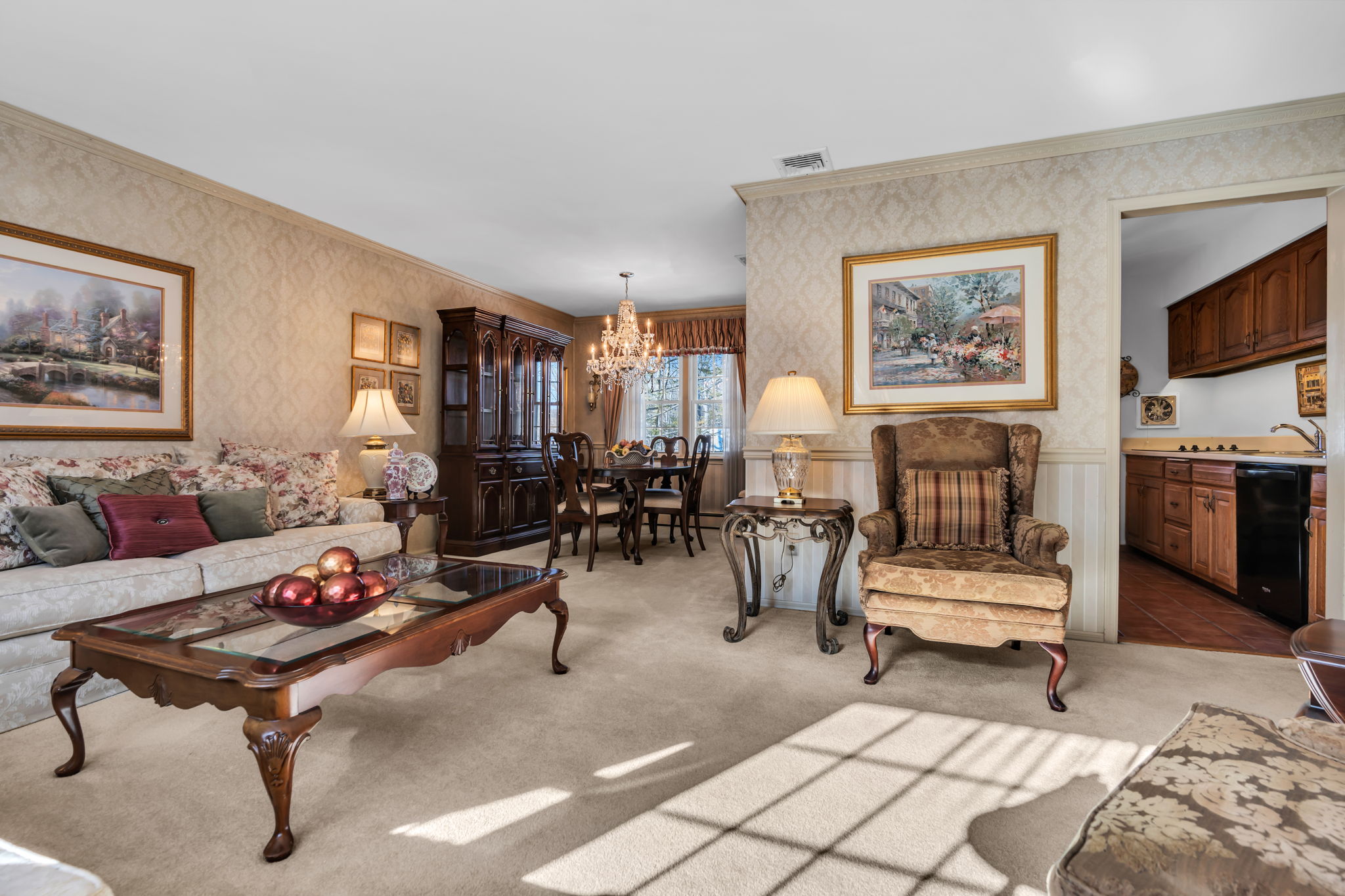 Living rm open to dining room