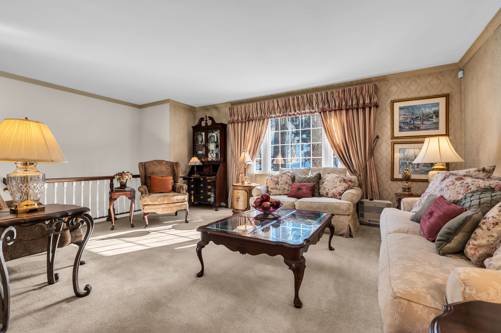 Light and bright. Hardwood flooring under carpet