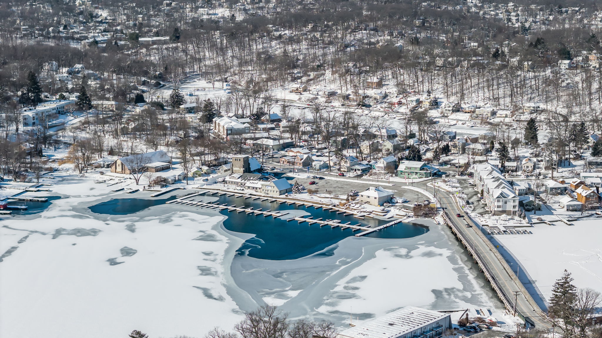 Option to join Elba Beach Club on Lake Hopatcong with club house and dock slips