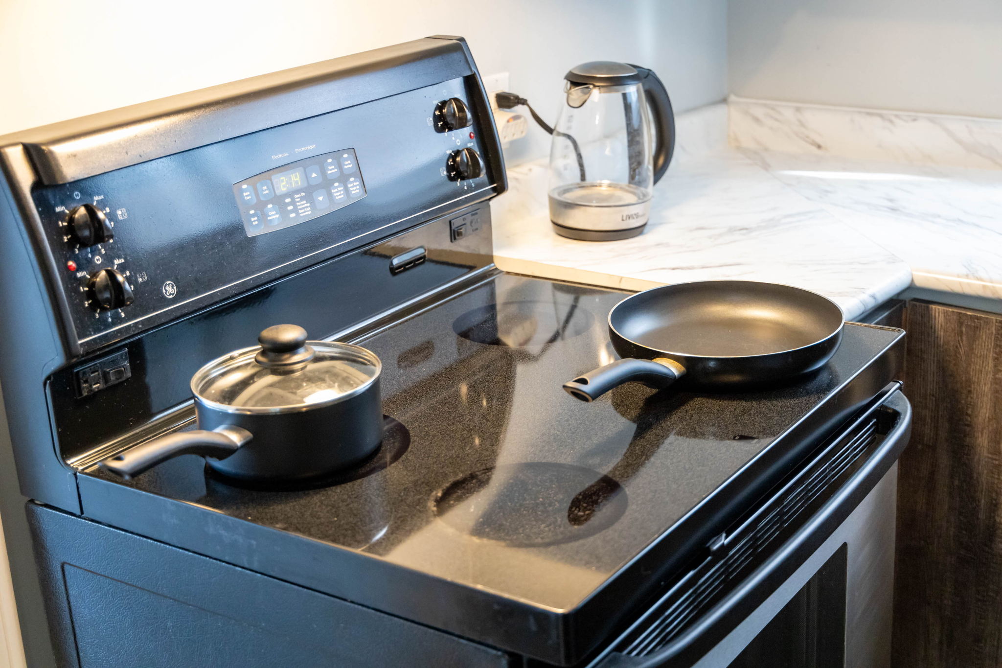 Toronto property showcase — delivered property photograph 40