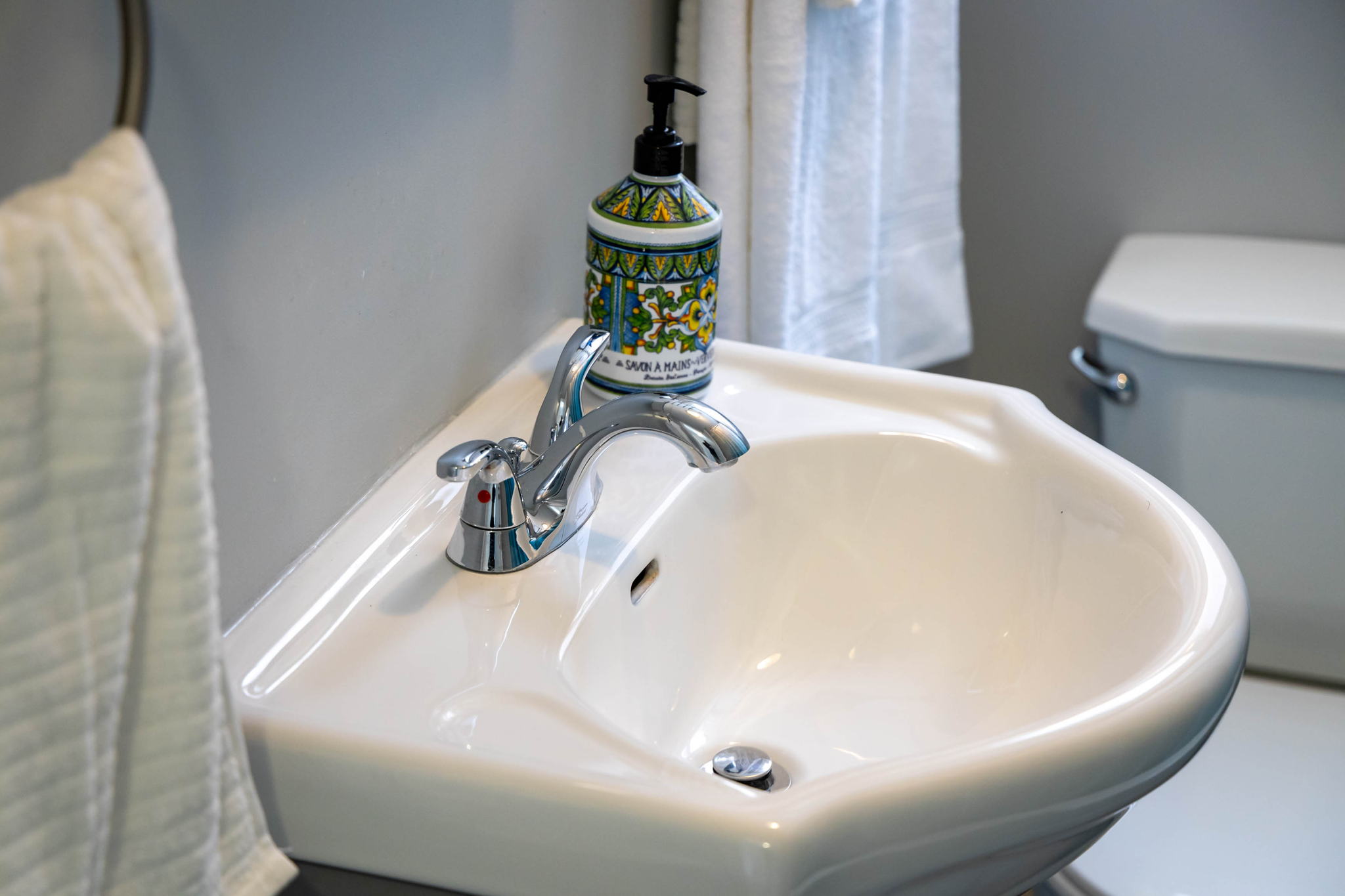 Toronto property showcase — delivered property photograph 43