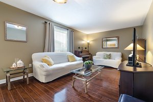 9 Dunvegan Crescent, Brampton, ON L7A 2Y3, CA Photo 6