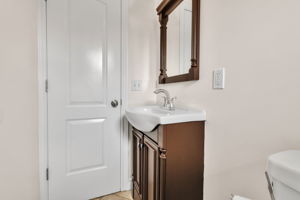  Photo 44