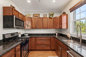 9 Falkland Pl unit a2, Portsmouth, NH 03801, USA Photo 13