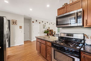 9 Falkland Pl unit a2, Portsmouth, NH 03801, USA Photo 15