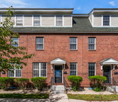 9 Falkland Pl unit a2, Portsmouth, NH 03801, USA Photo 1