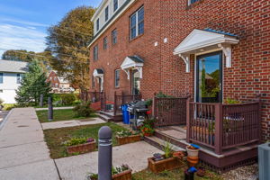9 Falkland Pl unit a2, Portsmouth, NH 03801, USA Photo 6