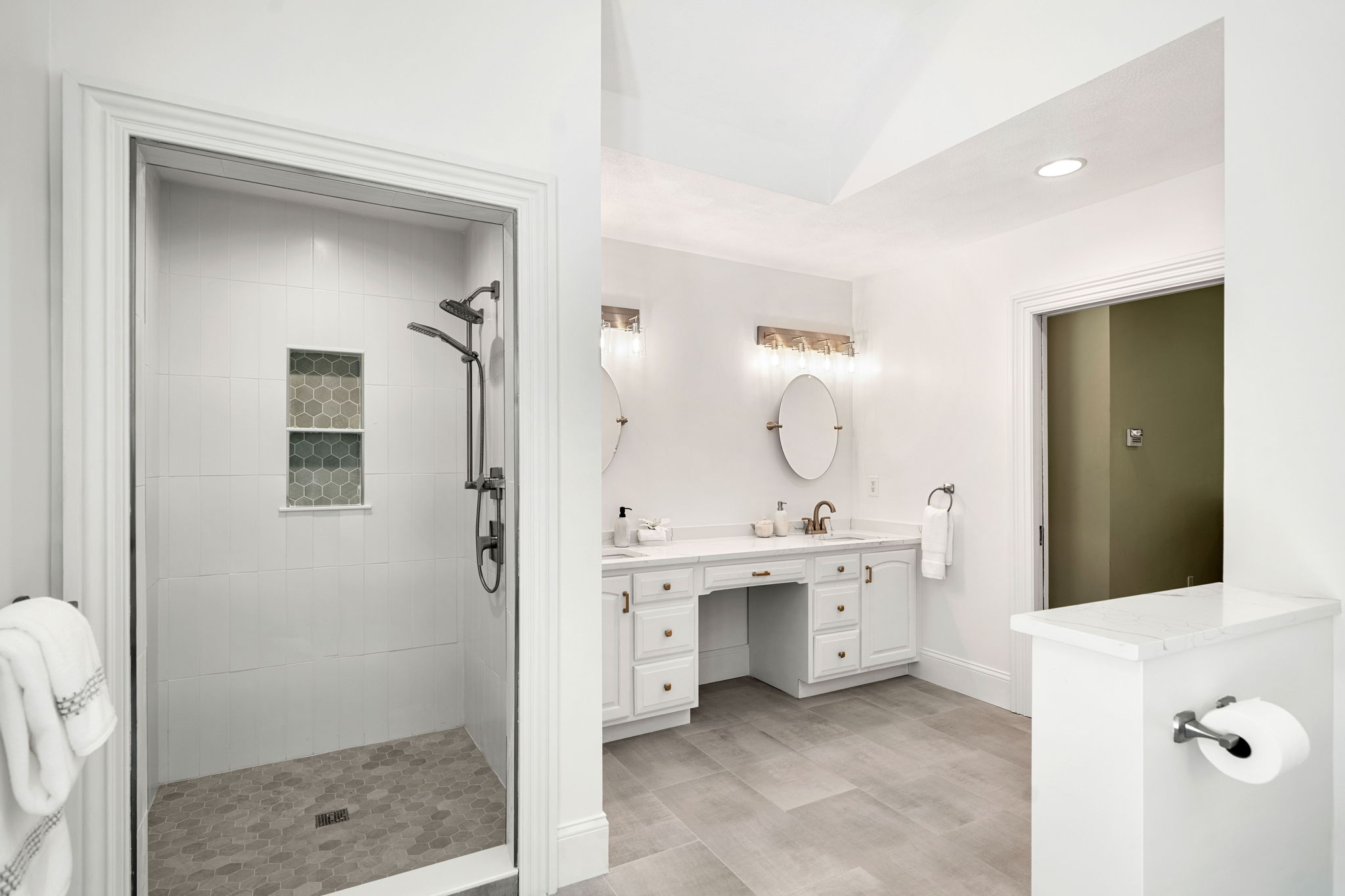 9 Fiorenza Dr, Wilmington, MA 01887, USA Photo 24