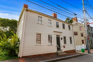 9 Fleet St, Portsmouth, NH 03801, USA Photo 8