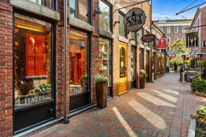 9 Fleet St, Portsmouth, NH 03801, USA Photo 18
