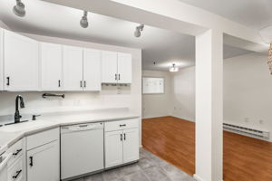 9 Fleet St, Portsmouth, NH 03801, USA Photo 25