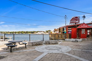 9 Fleet St, Portsmouth, NH 03801, USA Photo 47