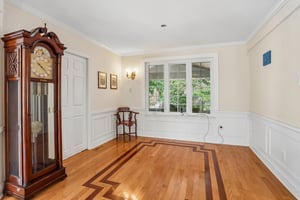 Glenforest Dr-S0210-006.jpg