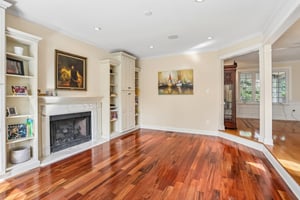 Glenforest Dr-S0210-011.jpg