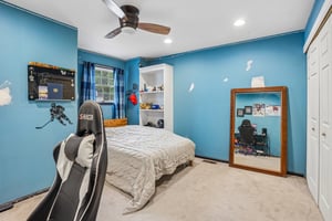 Glenforest Dr-S0210-036.jpg