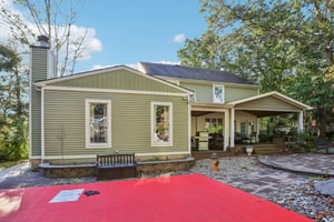 Glenforest Dr-S0210-045.jpg