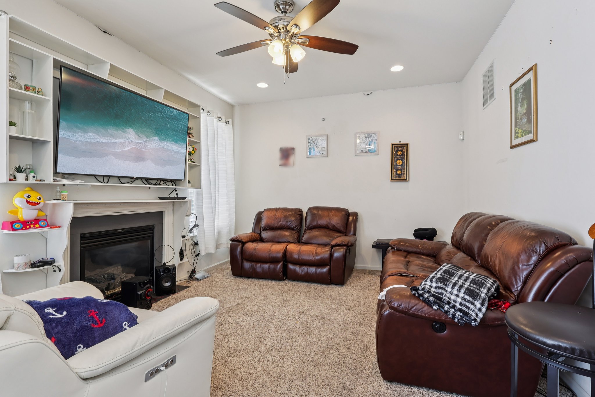 Governor Fort Blvd-S2503-007.jpg