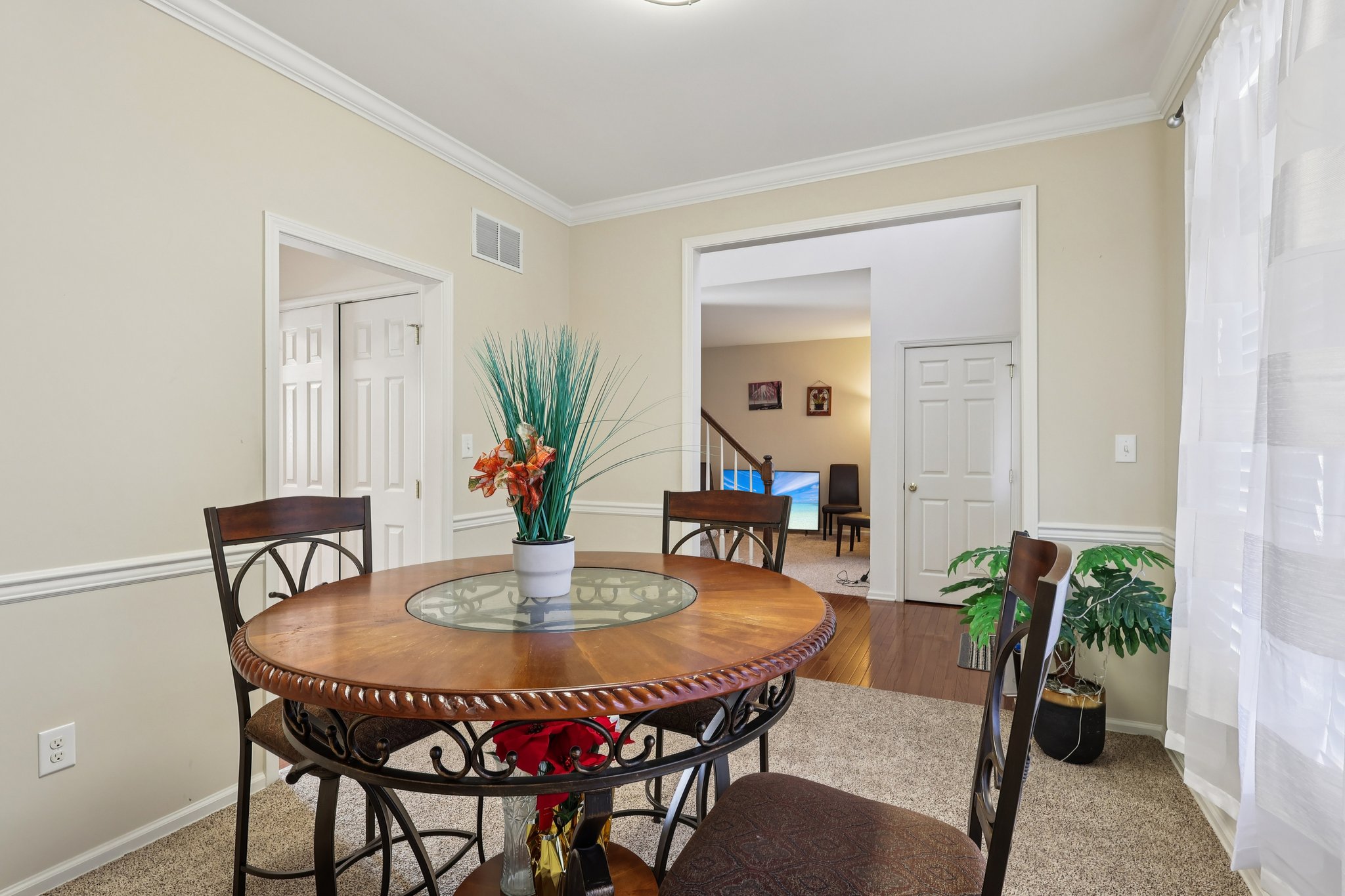 Governor Fort Blvd-S2503-009.jpg