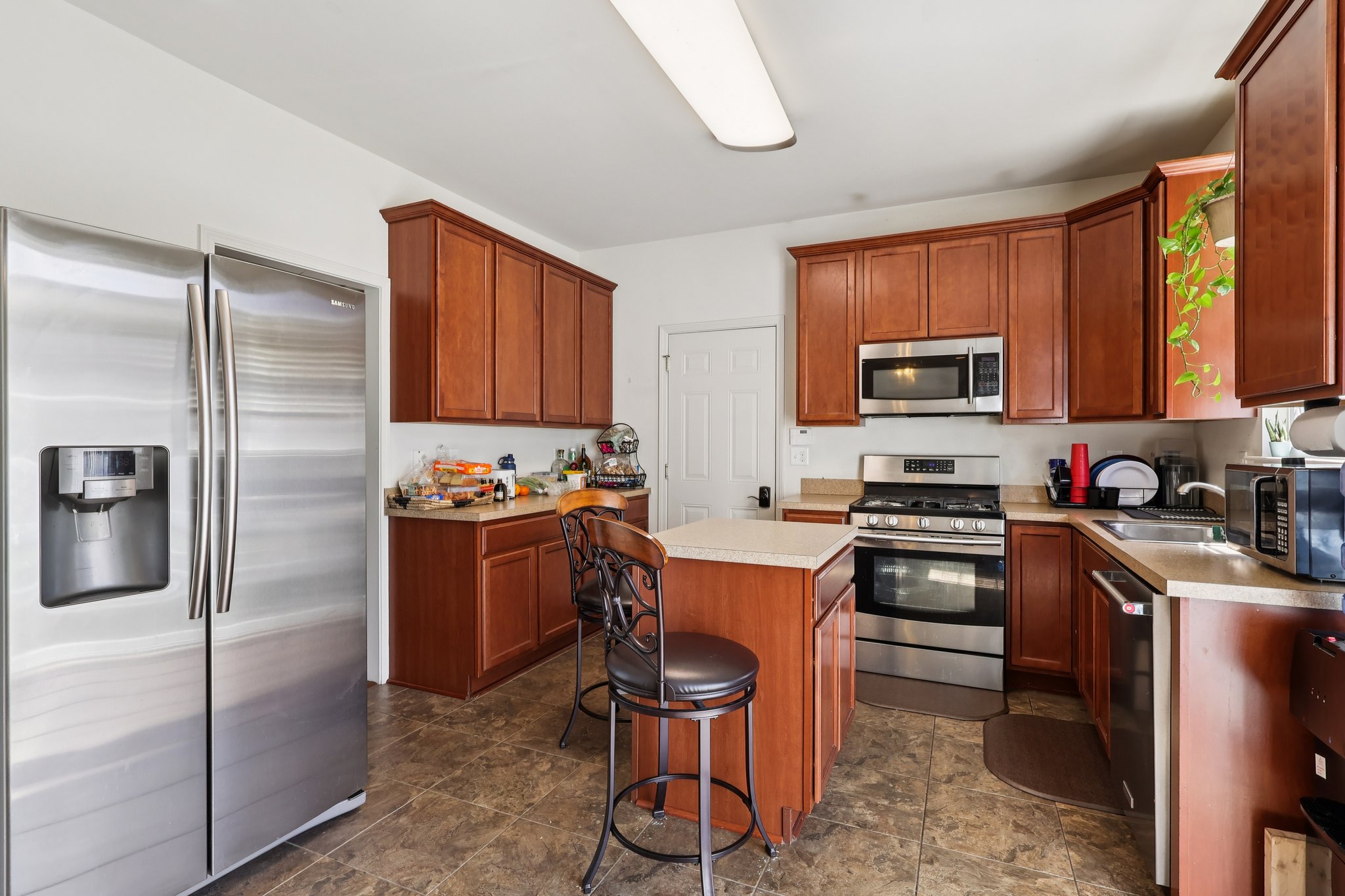 Governor Fort Blvd-S2503-013.jpg