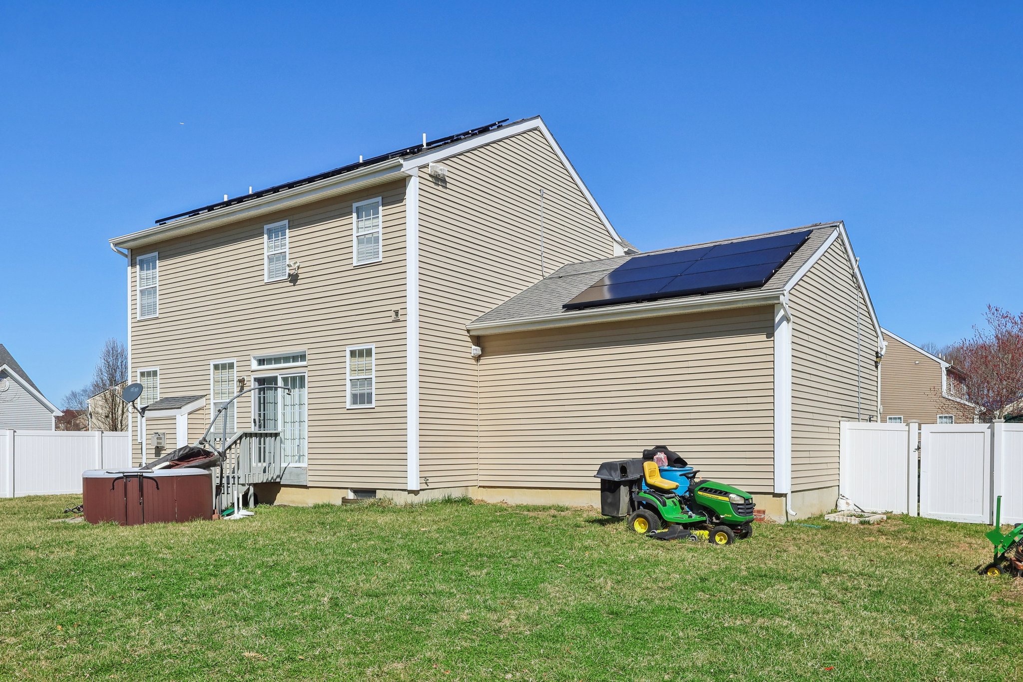 Governor Fort Blvd-S2503-040.jpg