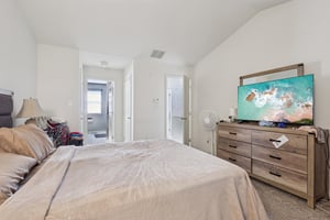 Governor Fort Blvd-S2503-018.jpg