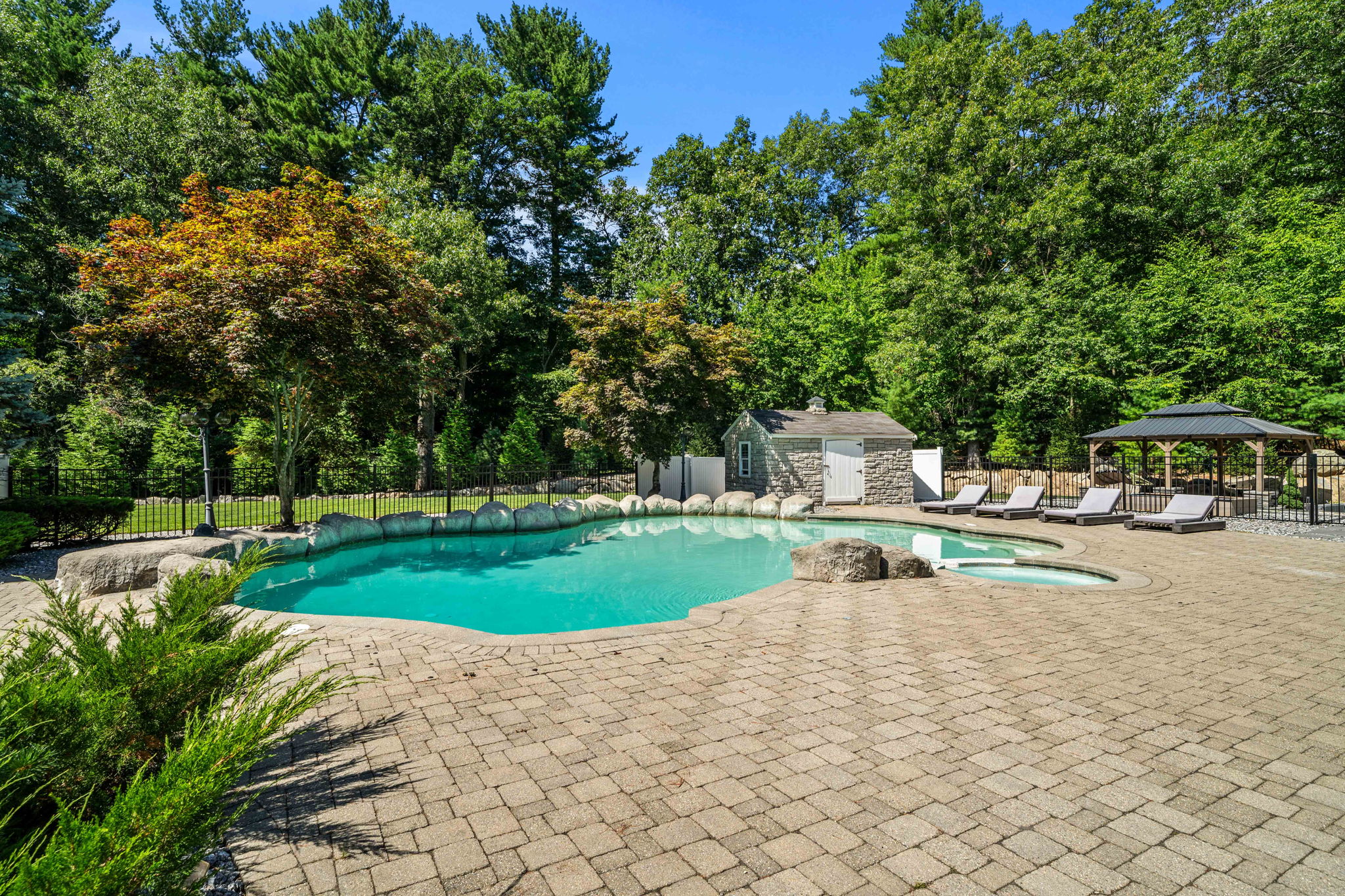 9 Grandview Rd, North Reading, MA 01864, USA Photo 7