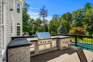 9 Grandview Rd, North Reading, MA 01864, USA Photo 1