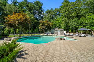 9 Grandview Rd, North Reading, MA 01864, USA Photo 6