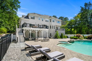 9 Grandview Rd, North Reading, MA 01864, USA Photo 10