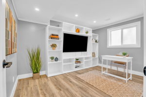 Bedroom/Office