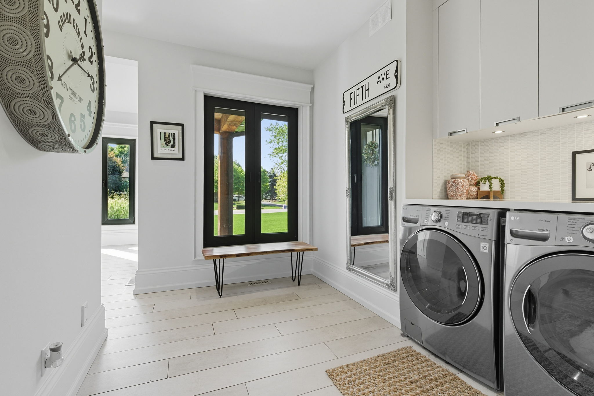 Upper Laundry / Mud room