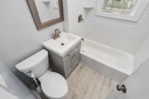 A7402633.jpg