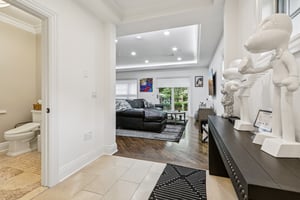 Marquis Ct-1706-012.jpg
