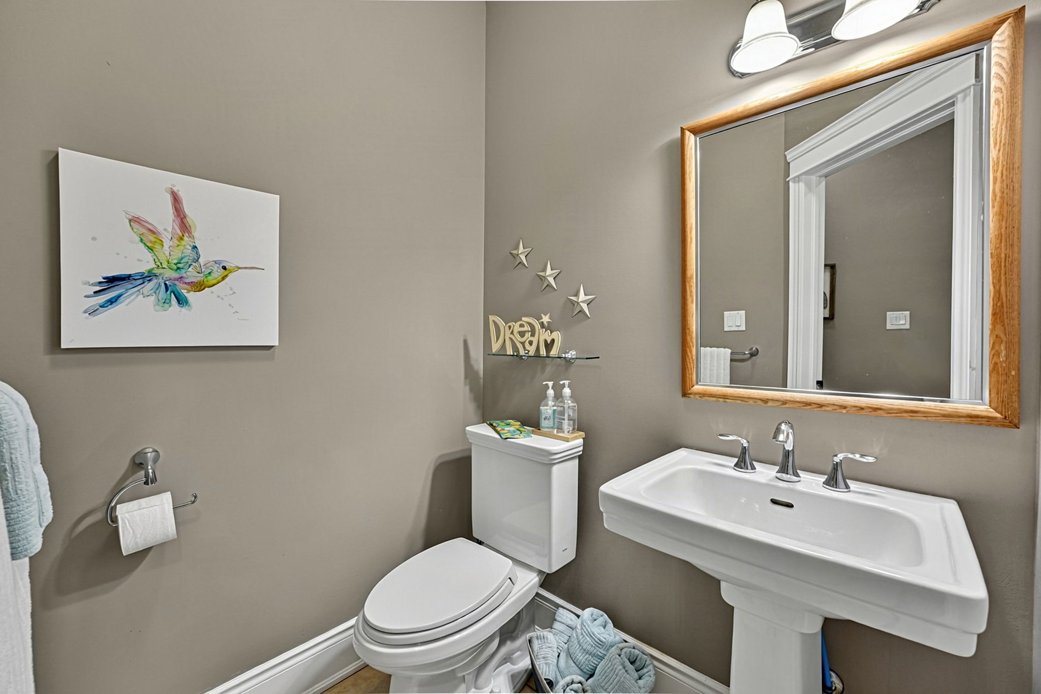  Photo 40