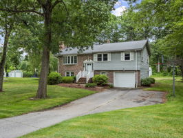 9 Meadowbrook Rd Chelmsford MA-39