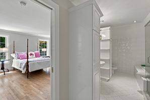  Photo 48